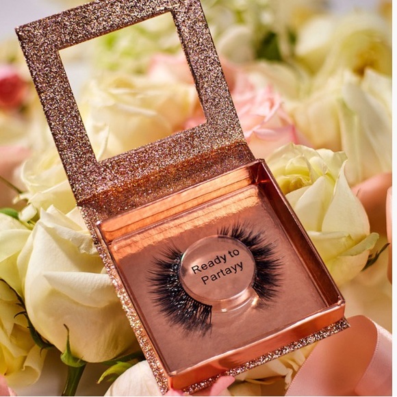 Live Glam Ready to Partyy Mink Lashes New Without tags OS - Picture 2 of 3